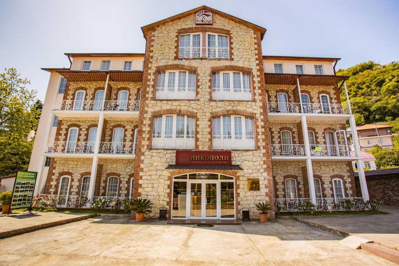 Hotel Nikopoli On Vodopadnaya 21А New Athos Exterior foto